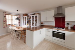 Kitchen Breakfast Room- click for photo gallery
